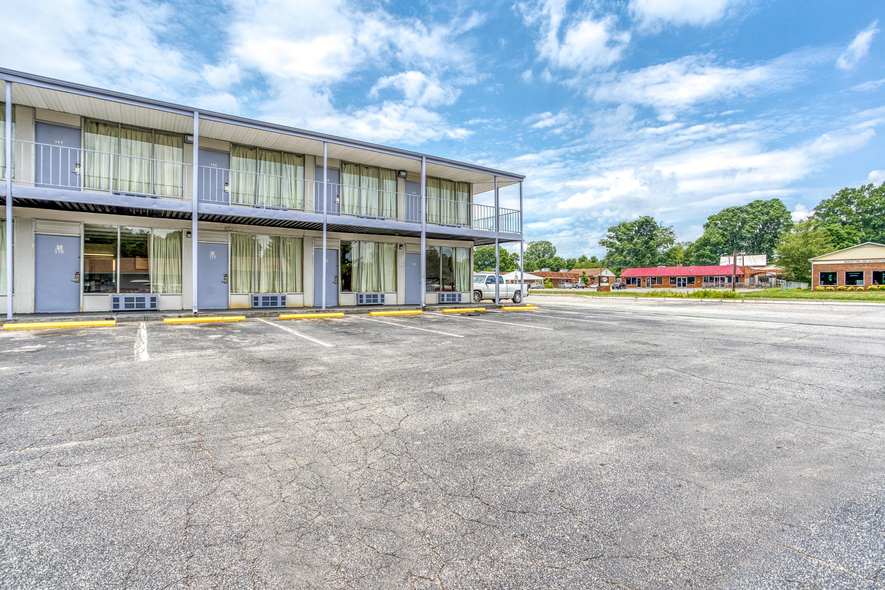 Hotel Oyo 2*