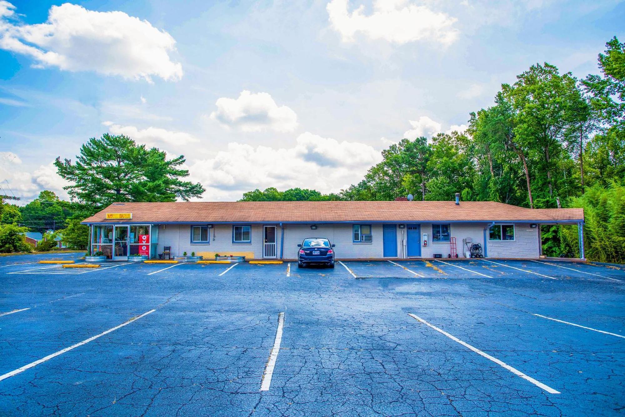 Oyo Hotel Kernersville